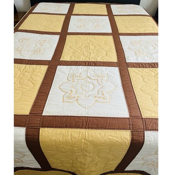 Vintage Hand made Quilt Cross Stitch Coverlet Floral Brown Yellow Moroccan Orang - Picture 2 of 16